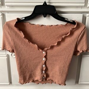 •SHEIN CROP TOP